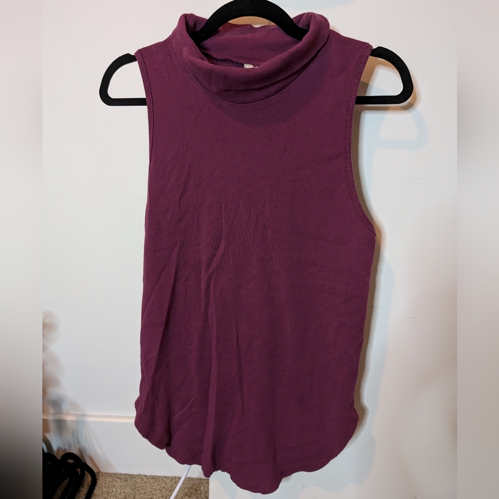 Free People Sleeveless Mock Neck Top Sz S/P in Plum Business casual